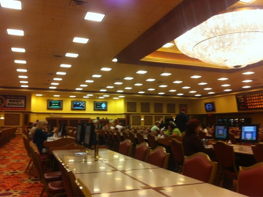 bingo halls near me open now