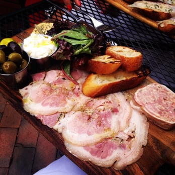 salty boston the salty pig yumm 15 salty boston the salty pig yumm 15