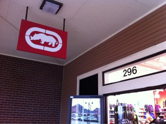 Ecko Unltd Outlet - Vacaville, CA, Verenigde Staten | Yelp