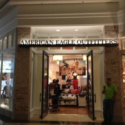 where is american eagle store