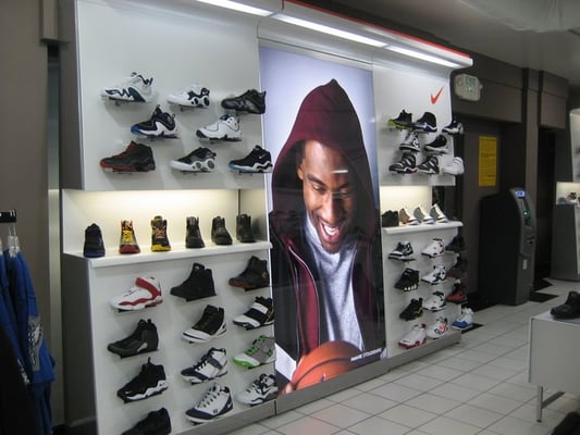 What are people saying about the leadership at Shiekh Shoes? shop new arrivals